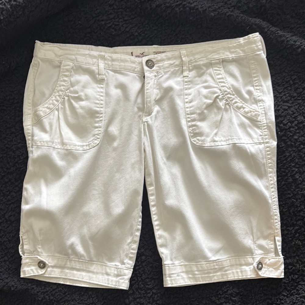 Hollister White Bermuda Shorts Lightweight Cotton Blend